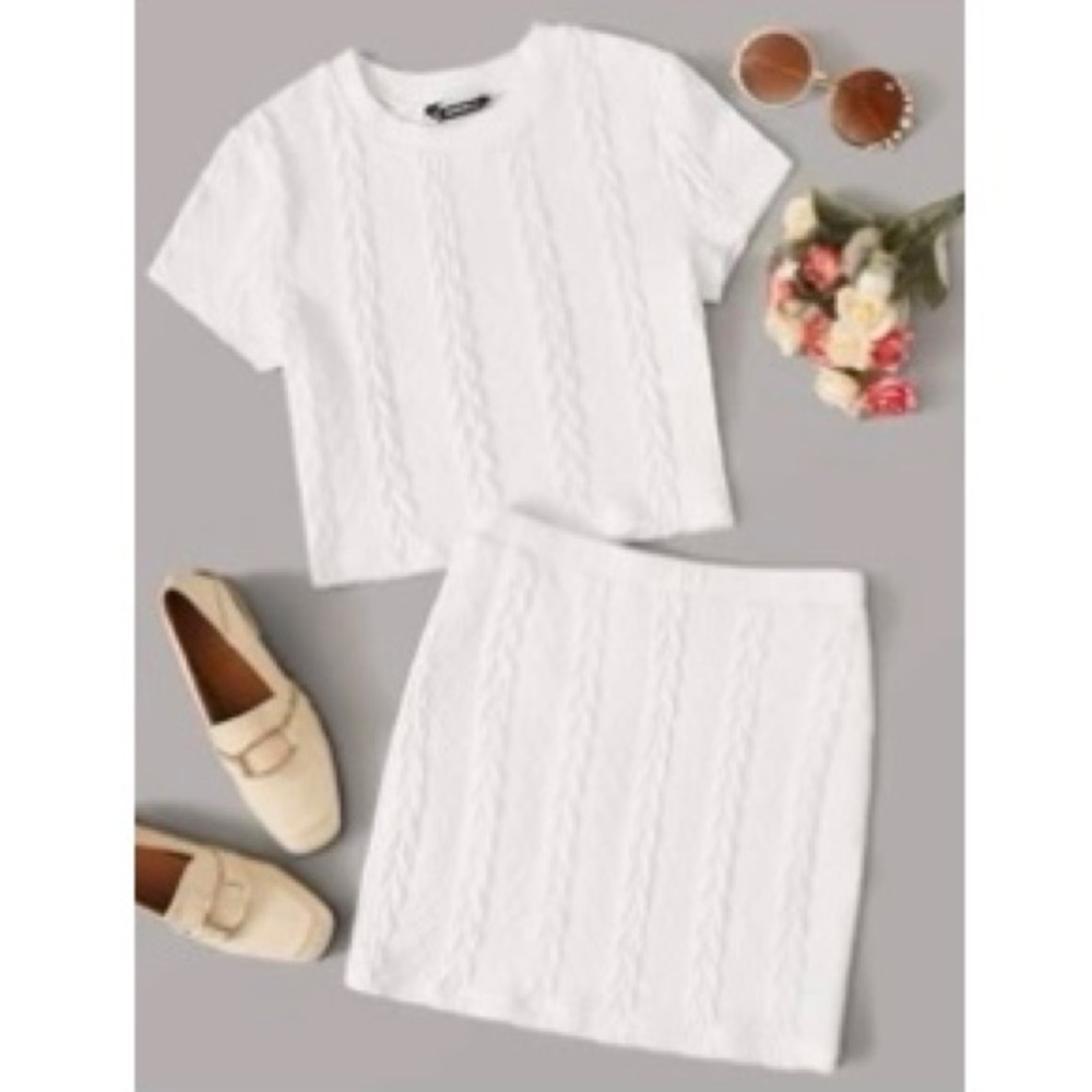 Plus Solid Cable Knit Top & Skirt Set